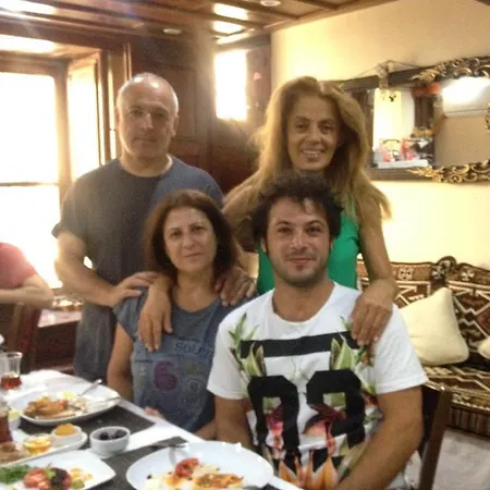 Papazin Konagi Pensjonat Ayvalı