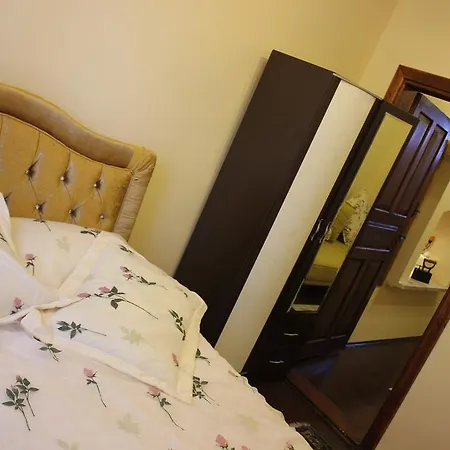 Papazin Konagi Ayvalik