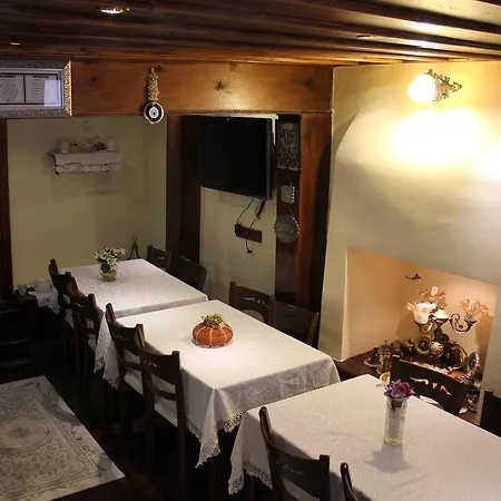Papazin Konagi Guest house 2*