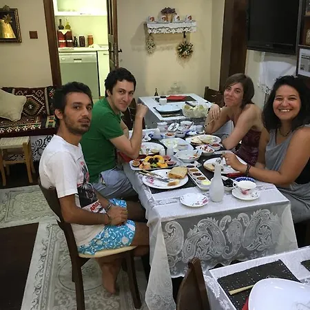 Papazin Konagi Guest house