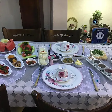Papazin Konagi 2* Ayvalı