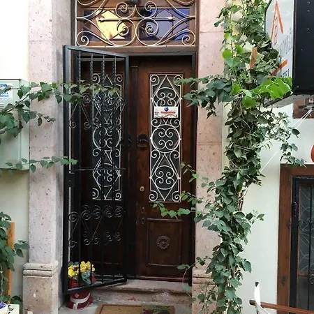 Guest house Papazin Konagi 2*